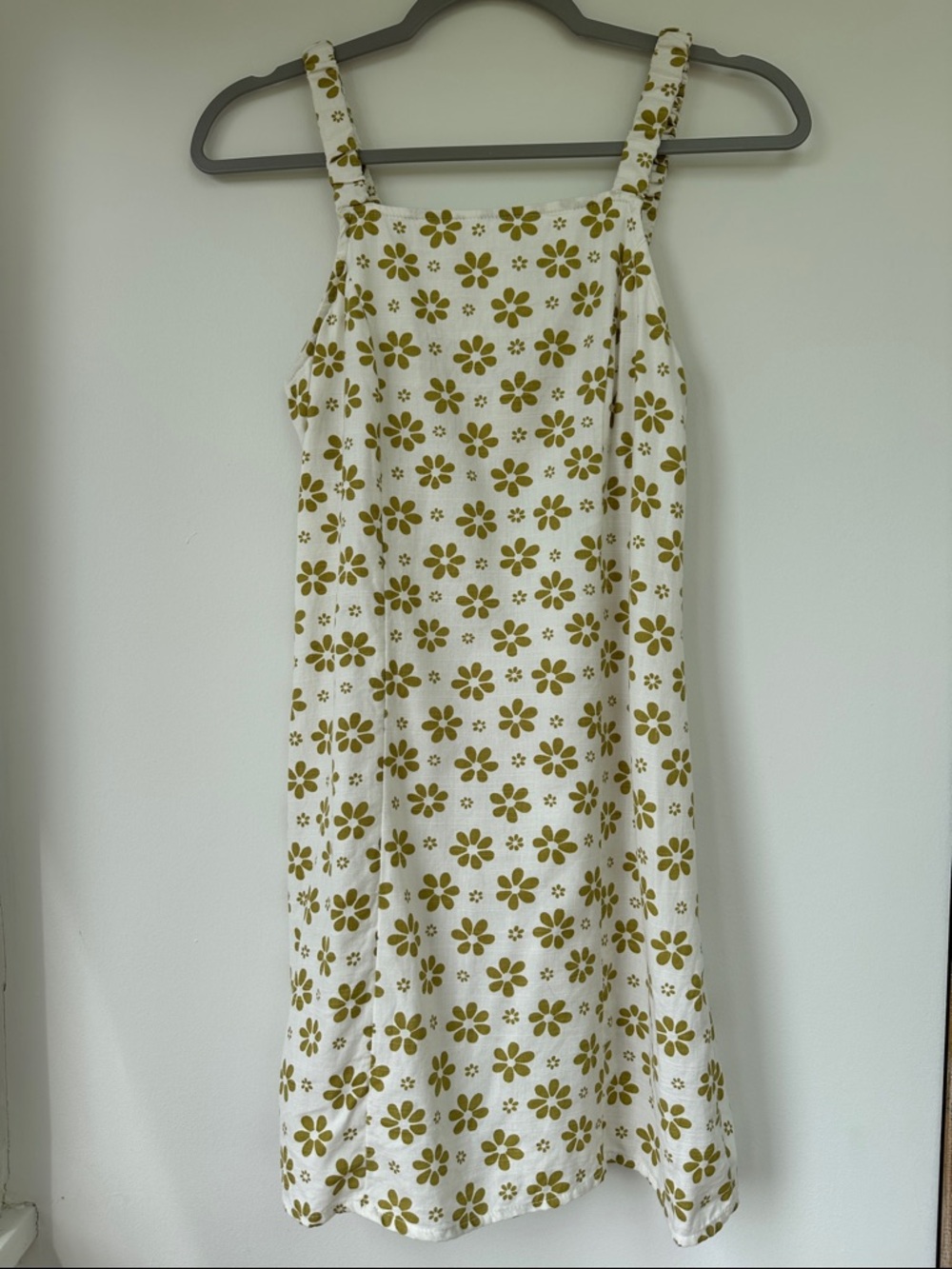 Billabong Daisy sundress White Dress with Olive Floral Print